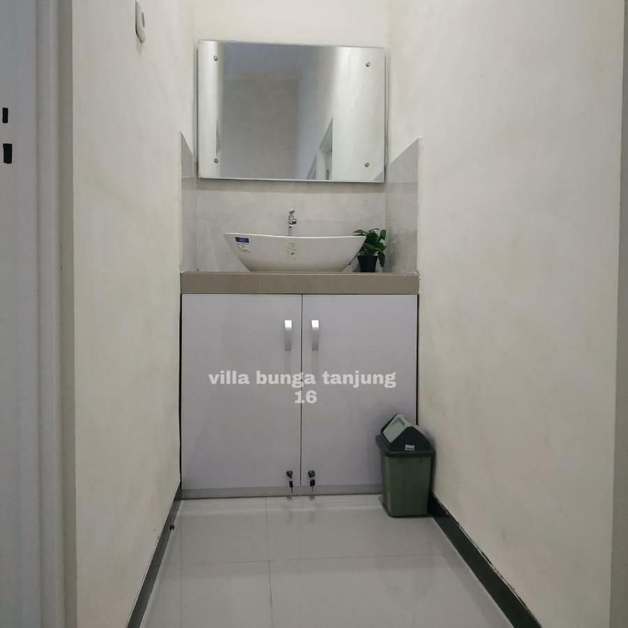 Villa Syariah Bunga Tanjung 16 Batu  Esterno foto