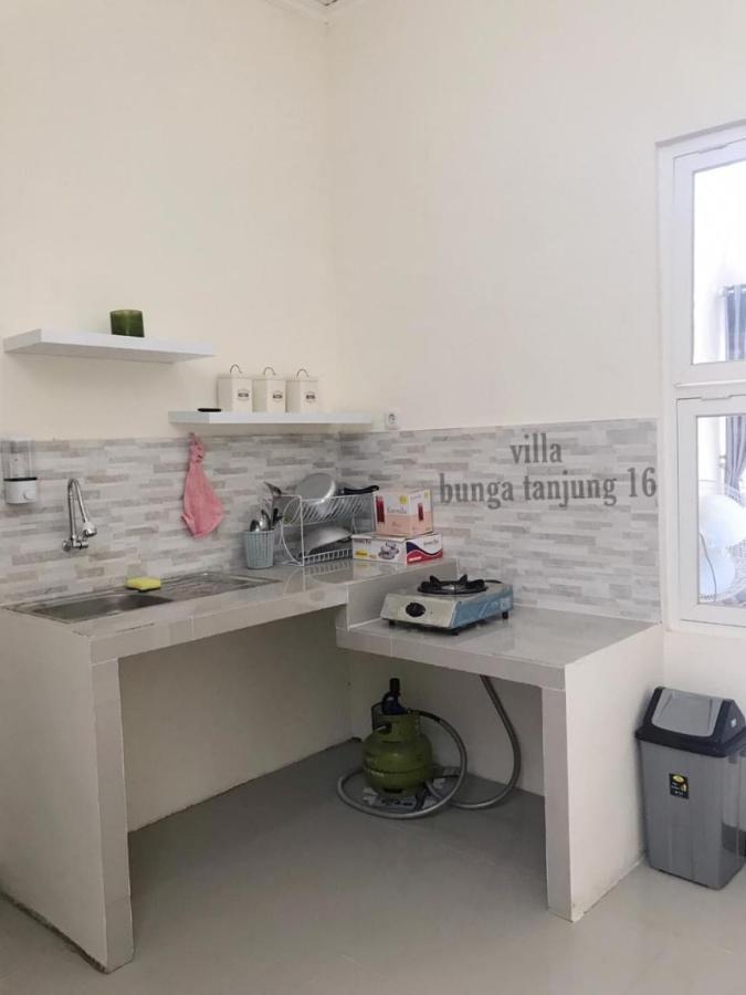 Villa Syariah Bunga Tanjung 16 Batu  Esterno foto